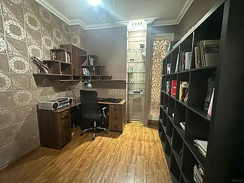Satılır 4 otaqlı mənzil 108 m²