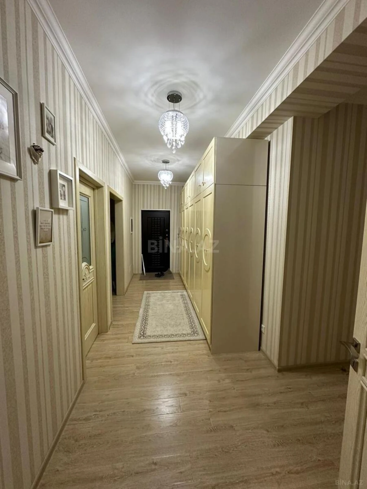 Satılır 4 otaqlı mənzil 108 m²