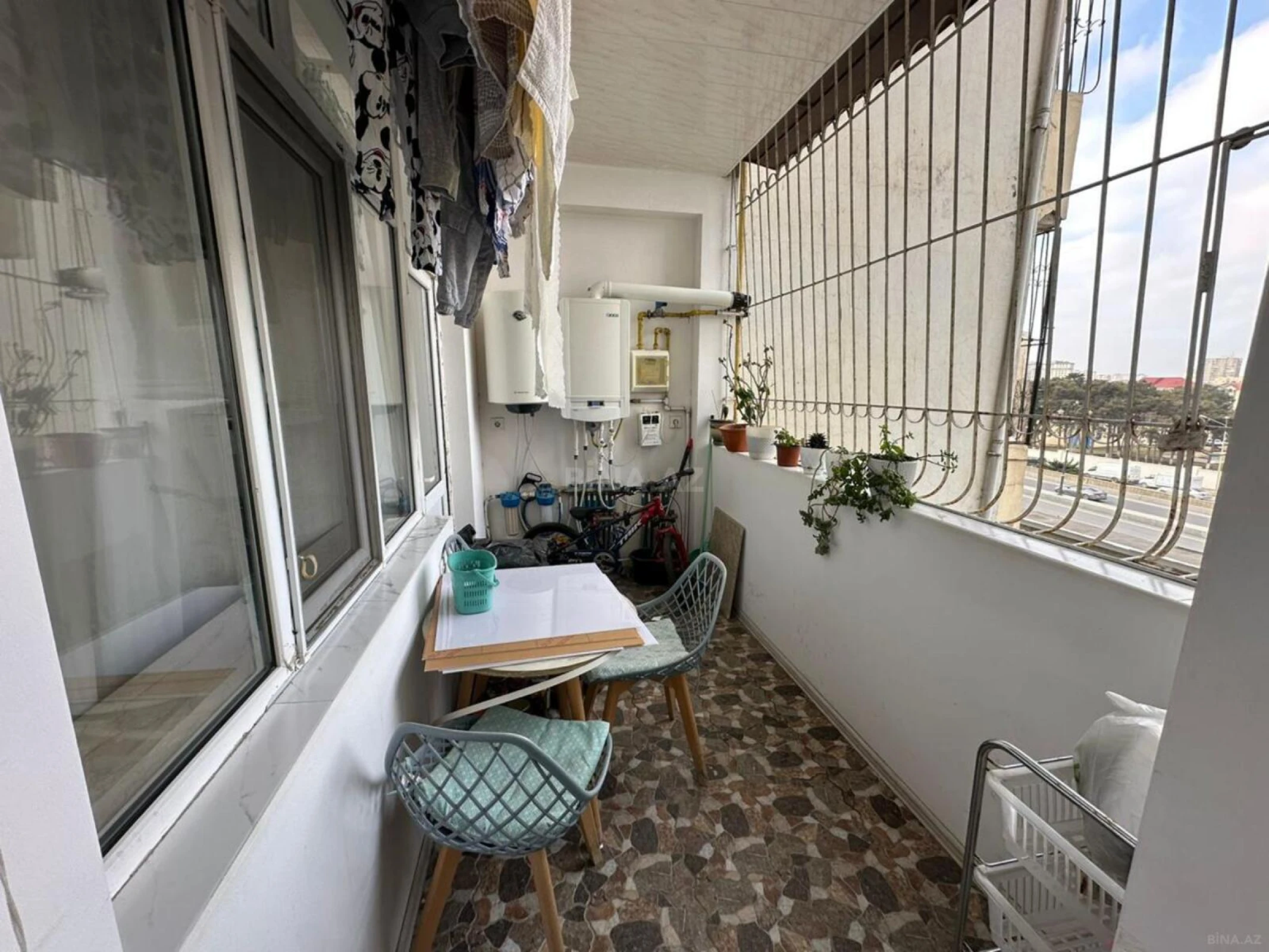 Satılır 4 otaqlı mənzil 108 m²
