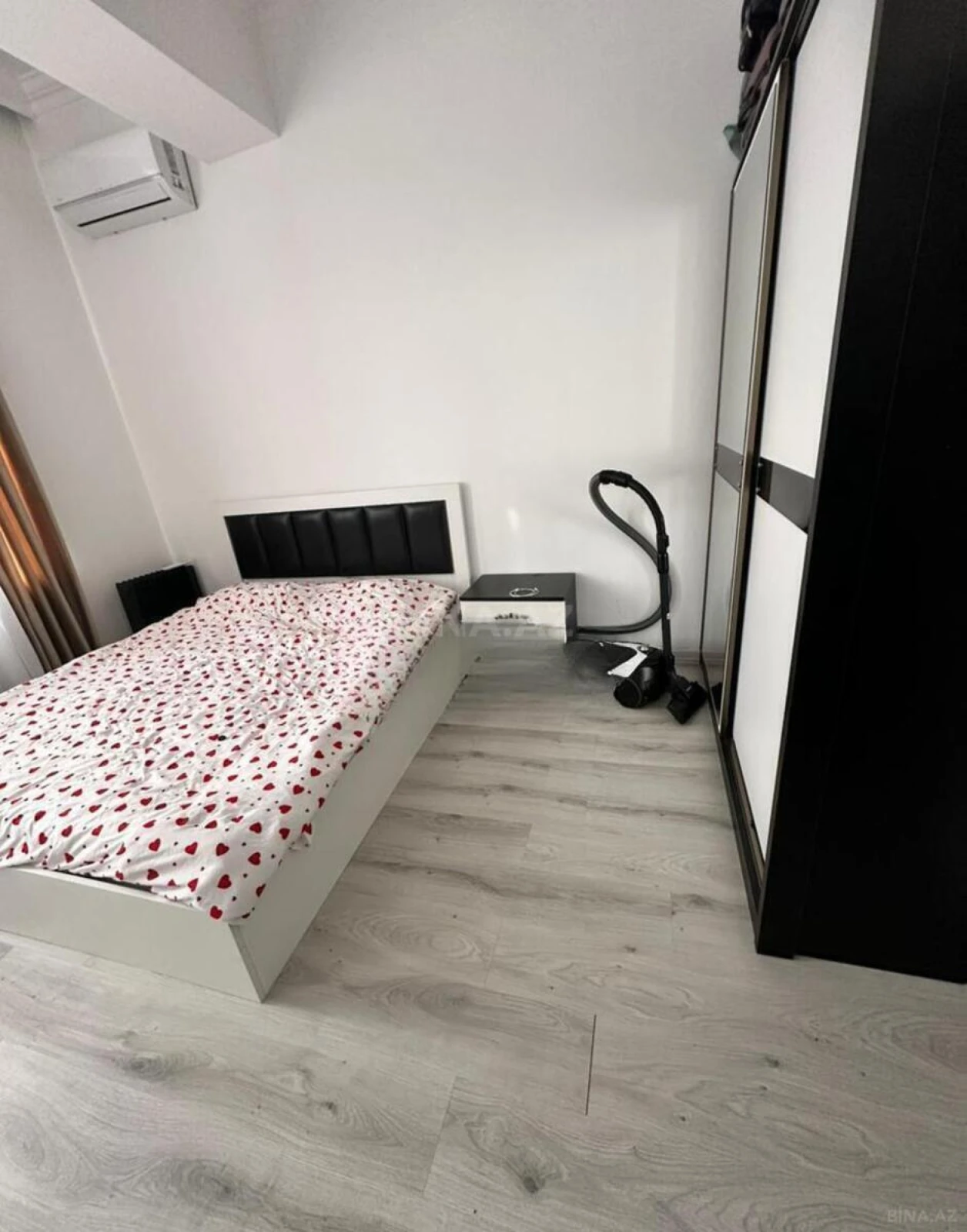 Satılır 2 otaqlı mənzil 50 m²