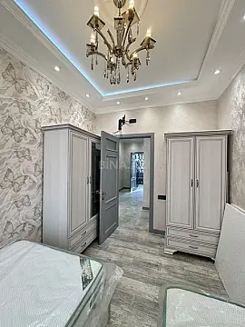 Satılır 3 otaqlı mənzil 95 m²