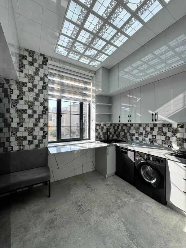 Satılır 3 otaqlı mənzil 95 m²