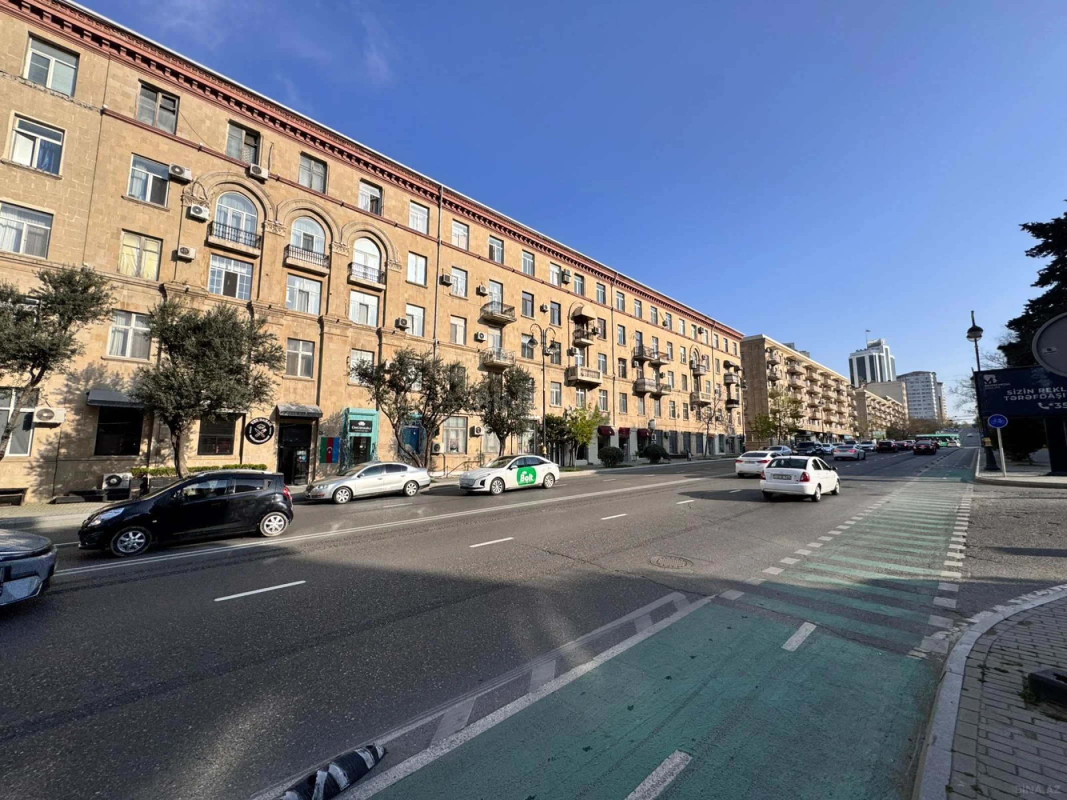 Satılır 3 otaqlı mənzil 95 m²