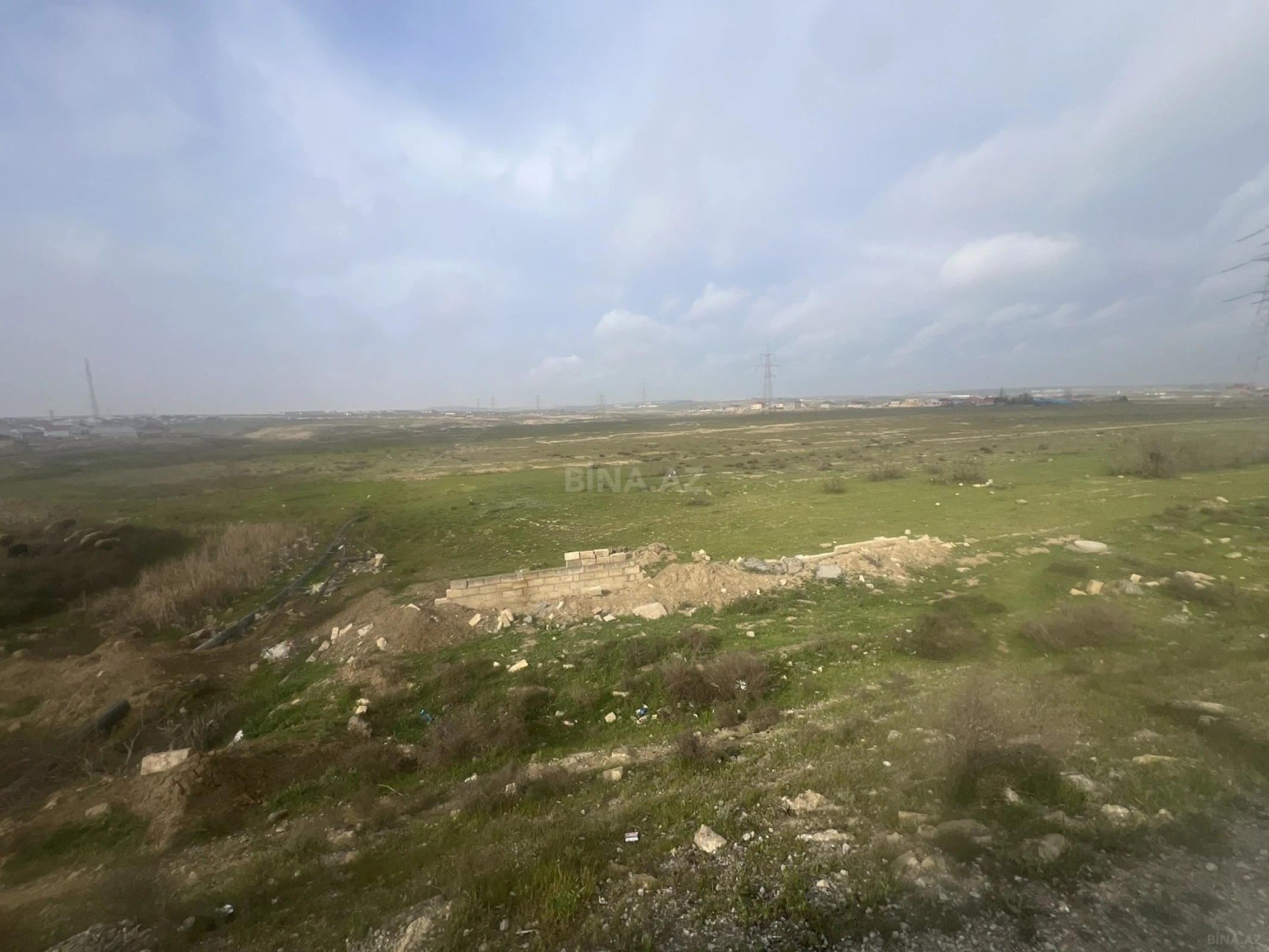 Satılır torpaq sahəsi 1800 m²