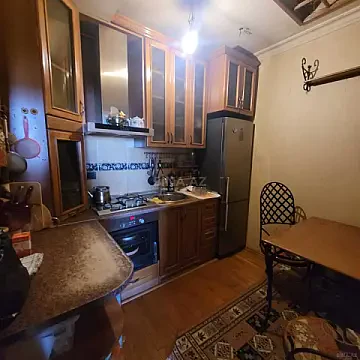 Satılır 2 otaqlı mənzil 92 m²