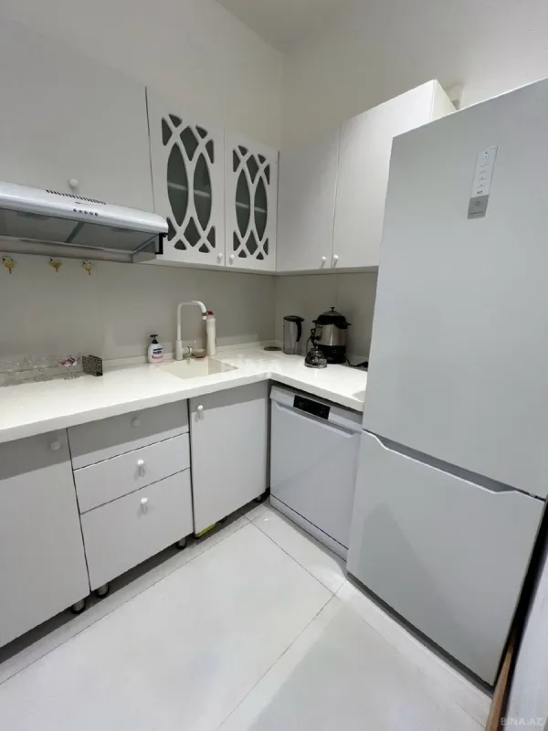 Kirayə verilir 5 otaqlı ofis 164 m²