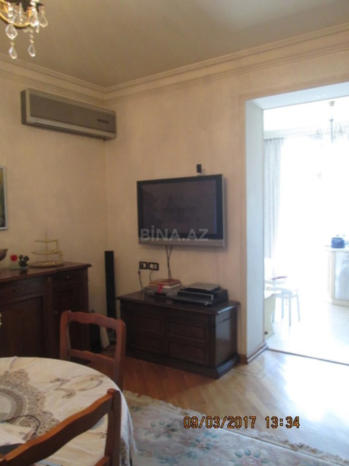 Satılır 6 otaqlı mənzil 180 m²