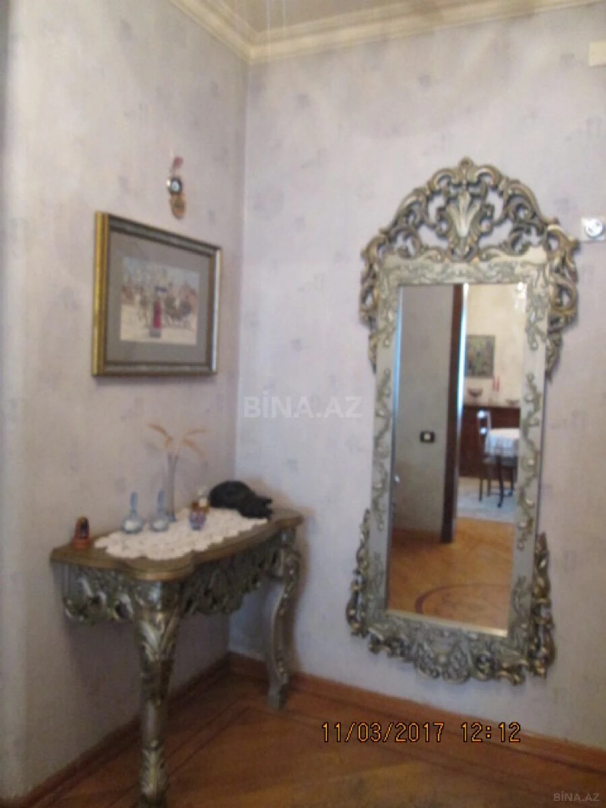 Satılır 6 otaqlı mənzil 180 m²