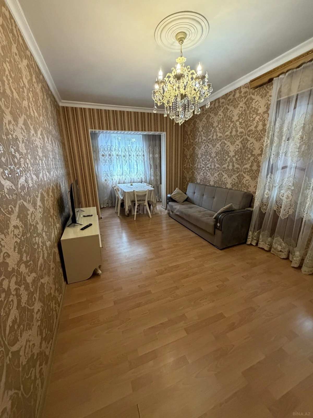 Kirayə verilir 2 otaqlı mənzil 55 m²
