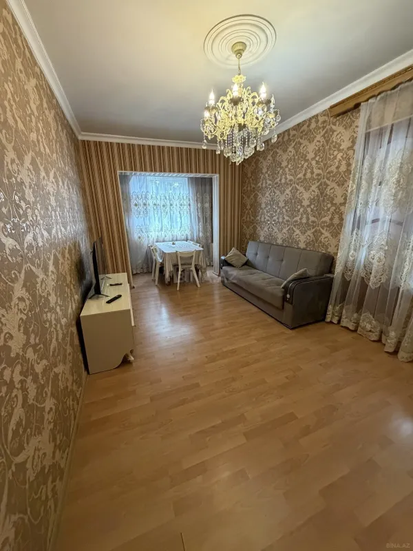 Kirayə verilir 2 otaqlı mənzil 55 m²