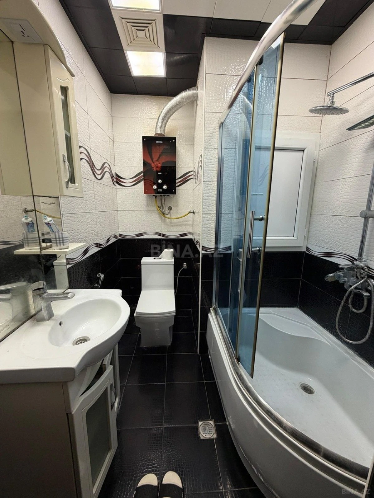 Kirayə verilir 2 otaqlı mənzil 55 m²