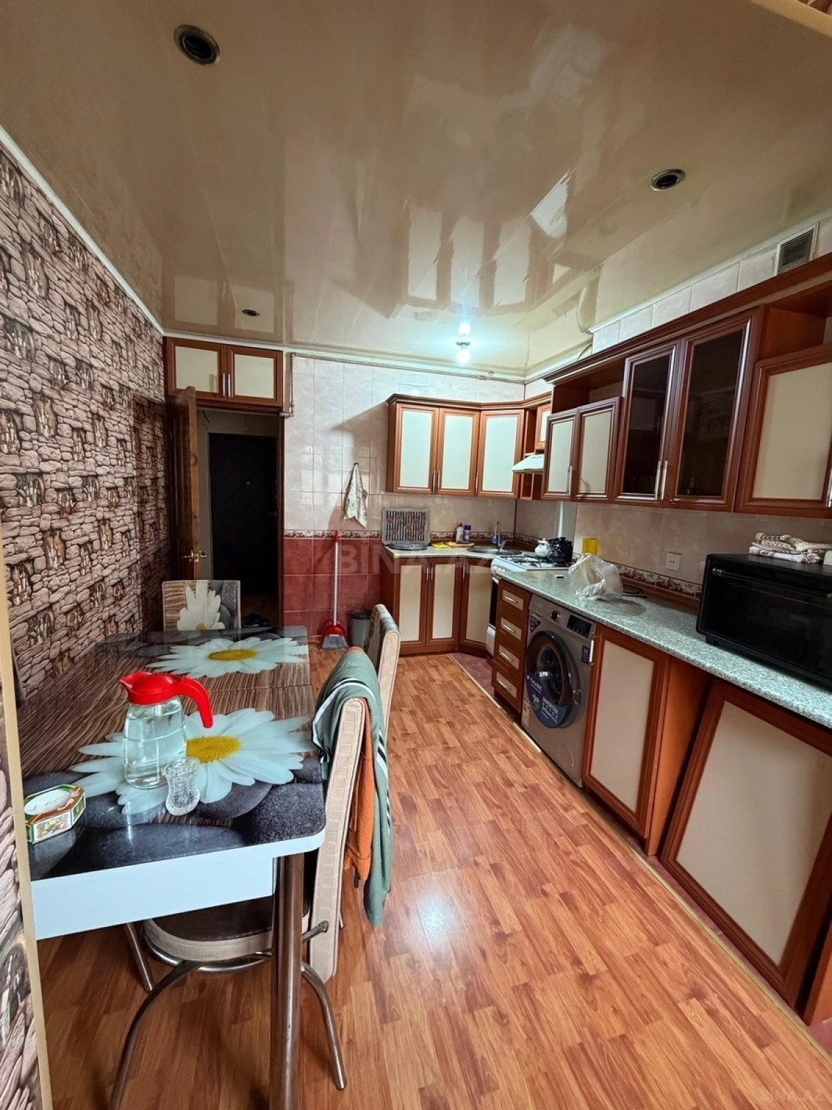 Kirayə verilir 2 otaqlı mənzil 55 m²