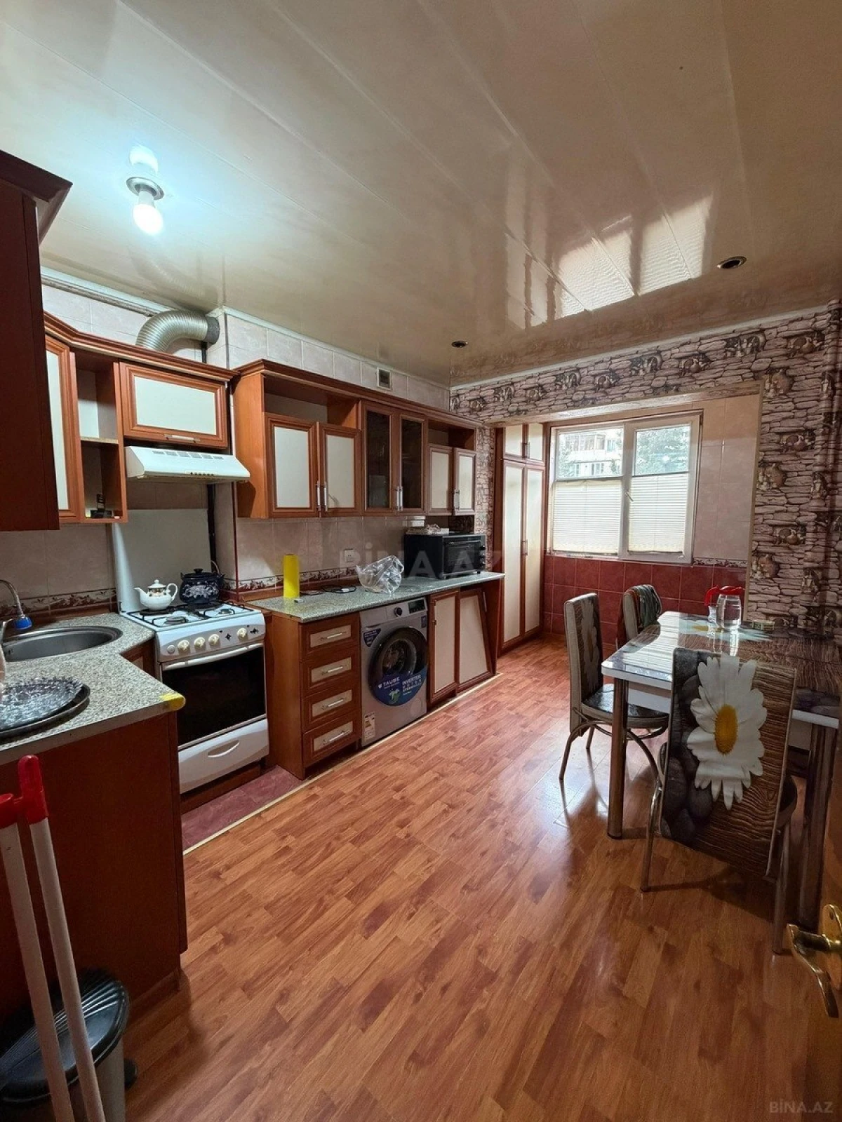 Kirayə verilir 2 otaqlı mənzil 55 m²