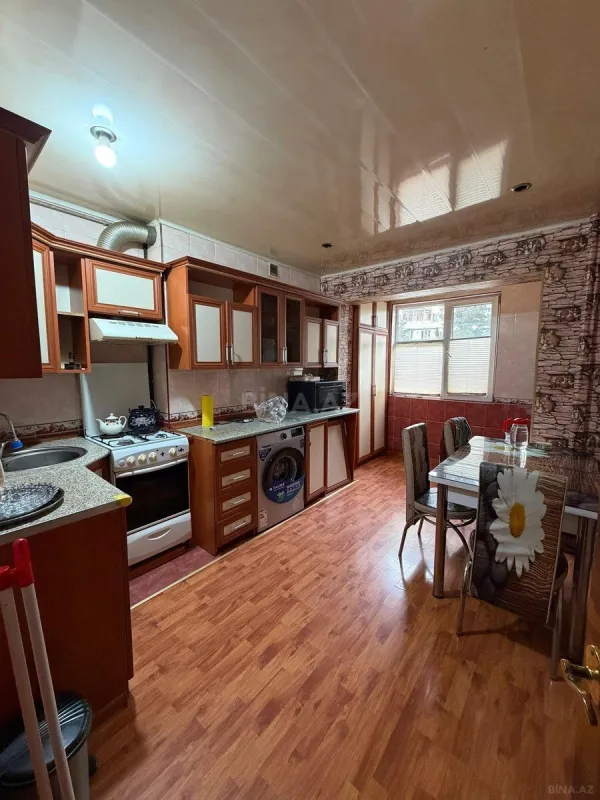 Kirayə verilir 2 otaqlı mənzil 55 m²