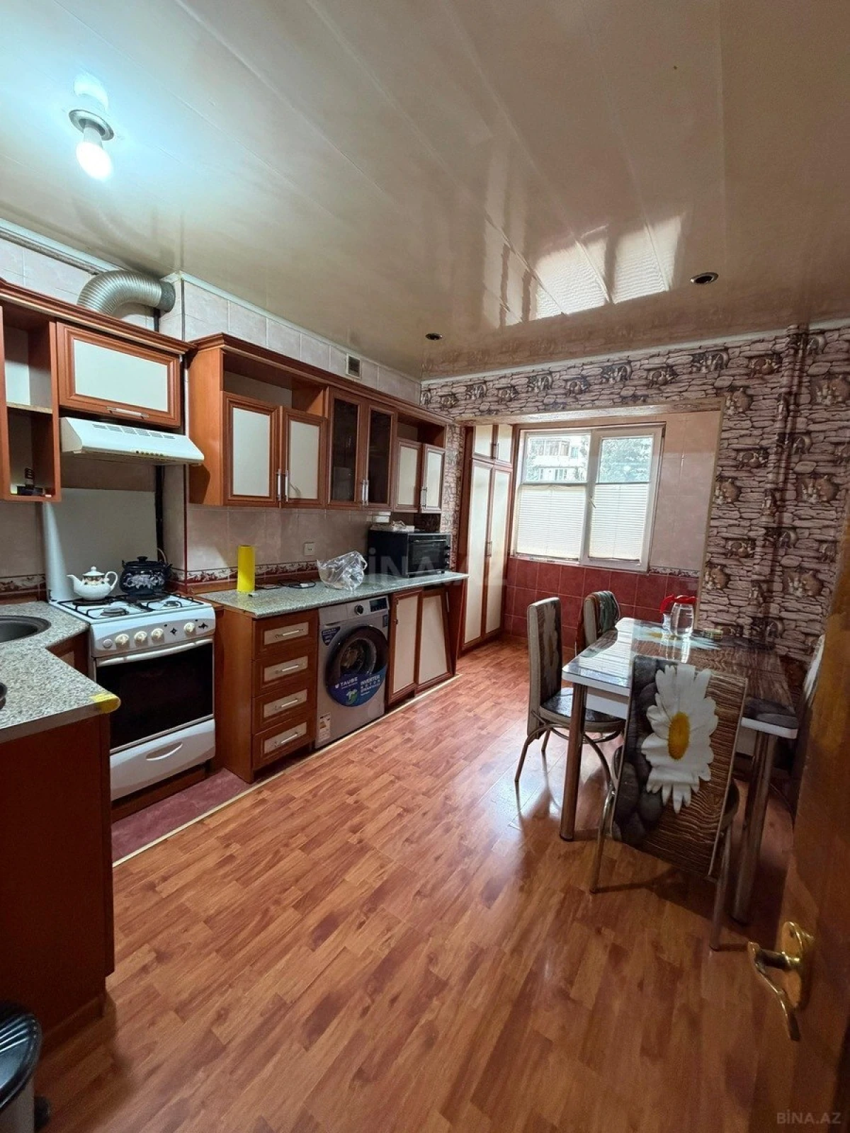 Kirayə verilir 2 otaqlı mənzil 55 m²