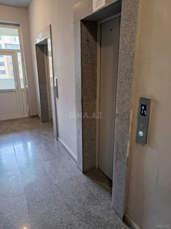 Satılır 4 otaqlı mənzil 186 m²