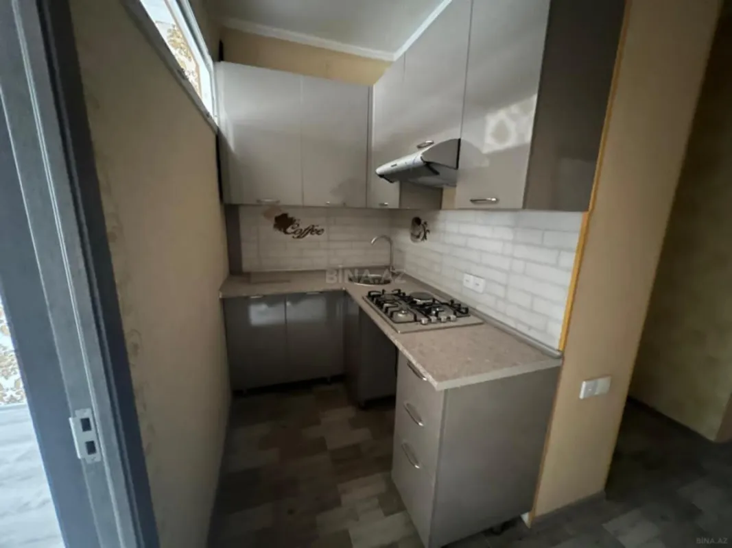 Satılır 7 otaqlı həyət evi 400 m²