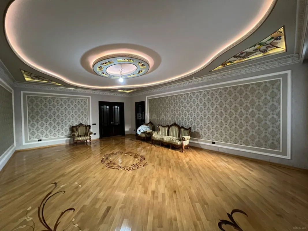 Satılır 7 otaqlı həyət evi 400 m²