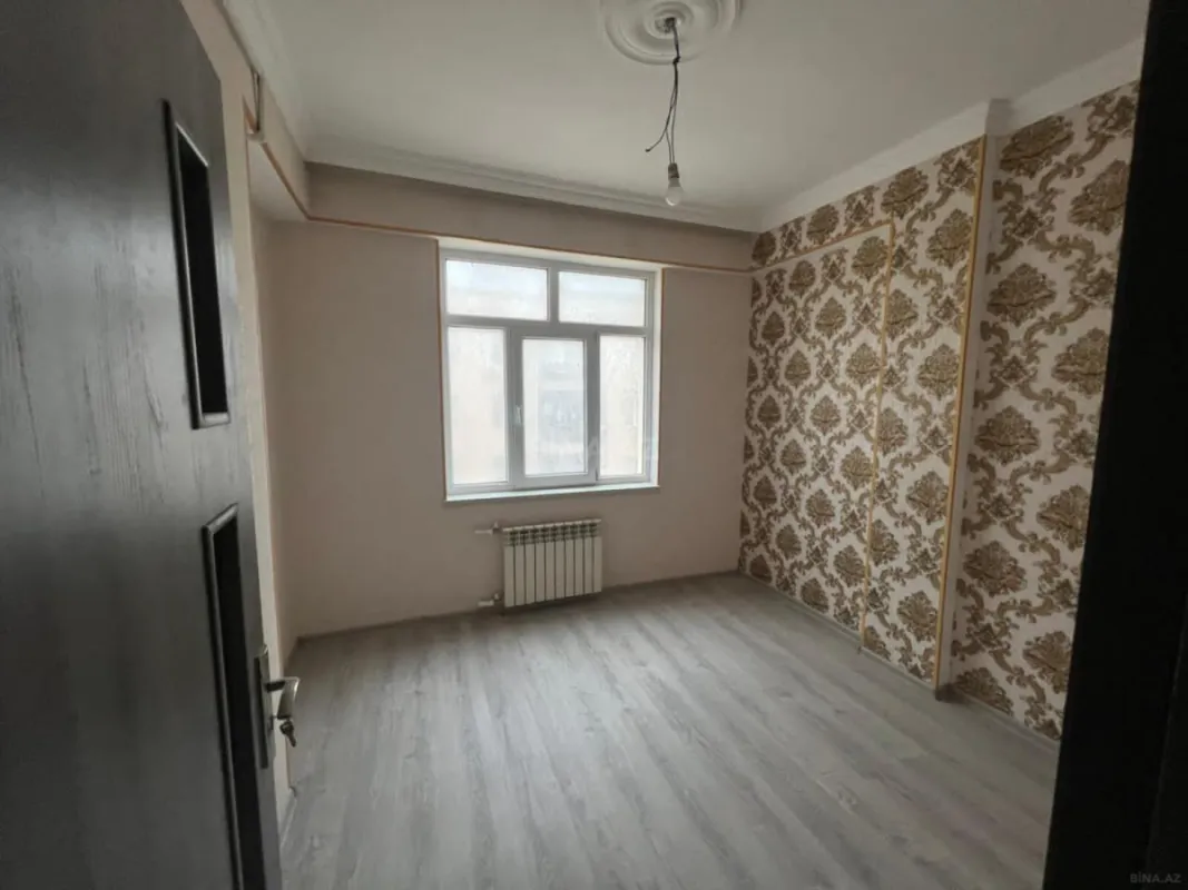 Satılır 7 otaqlı həyət evi 400 m²