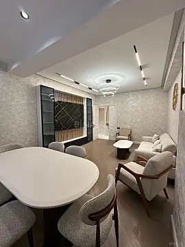 Satılır 3 otaqlı mənzil 114 m²