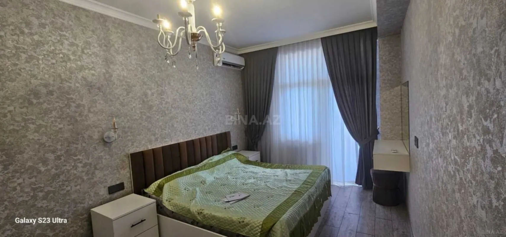 Satılır 2 otaqlı mənzil 75 m²