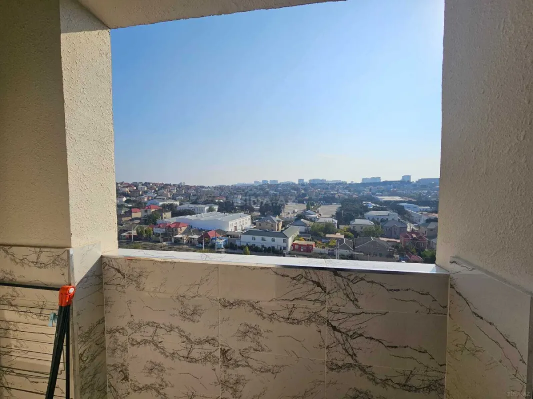 Satılır 2 otaqlı mənzil 75 m²