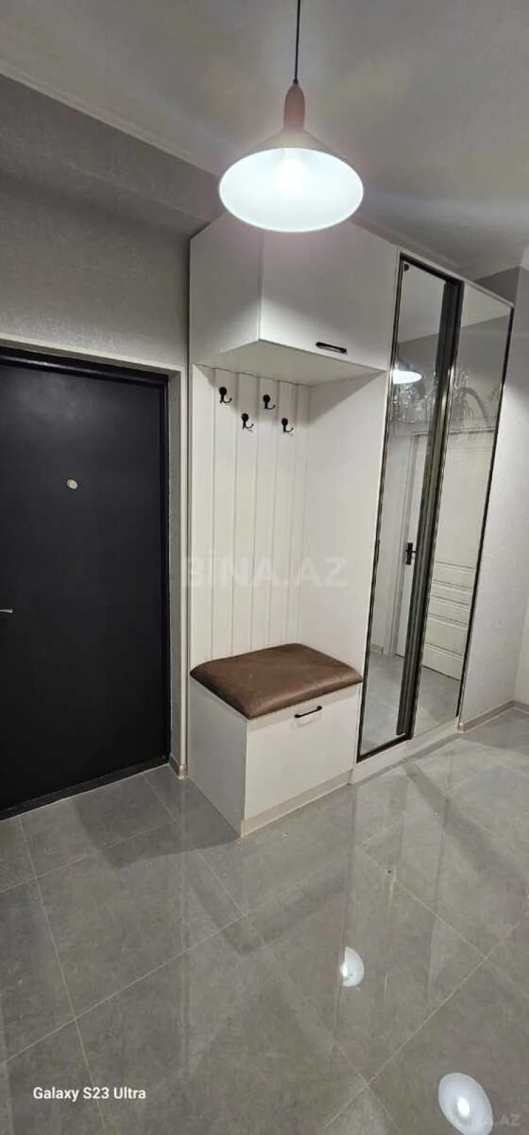 Satılır 2 otaqlı mənzil 75 m²