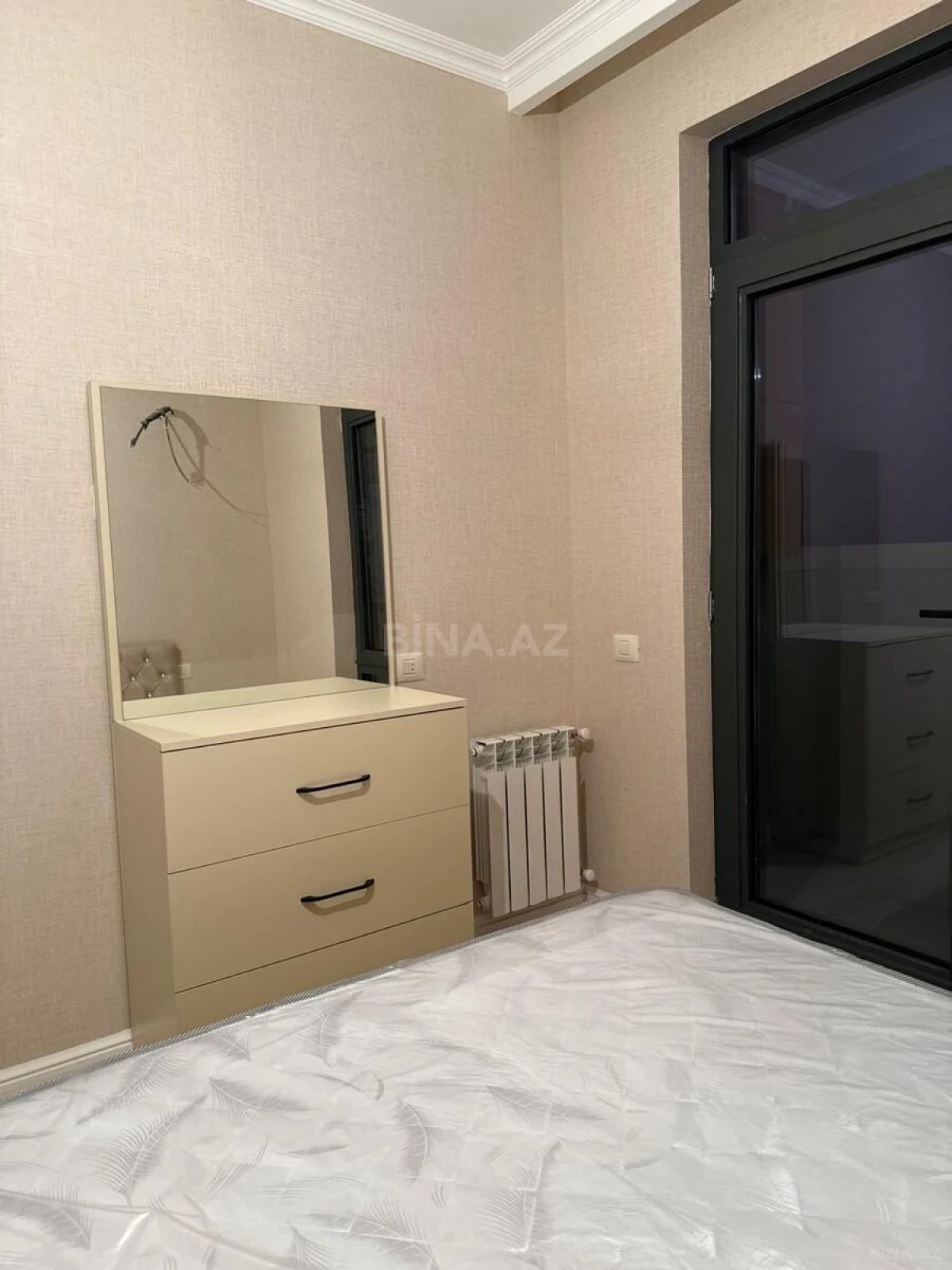 Kirayə verilir 2 otaqlı mənzil 50 m²