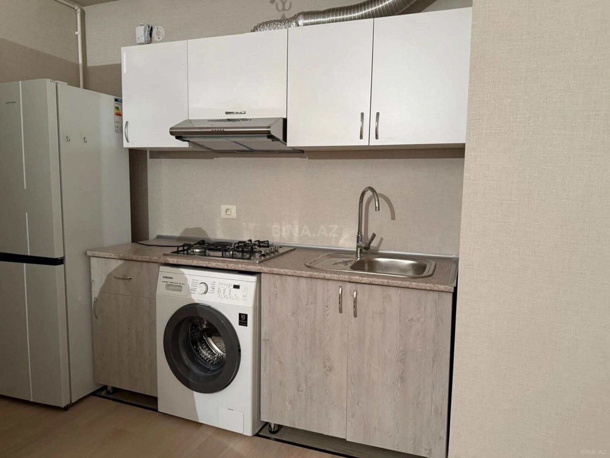 Kirayə verilir 2 otaqlı mənzil 50 m²