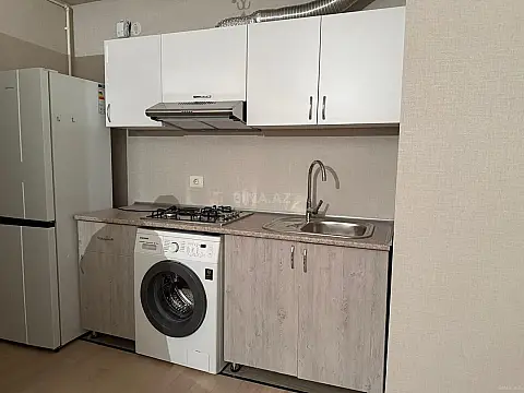 Kirayə verilir 2 otaqlı mənzil 50 m²
