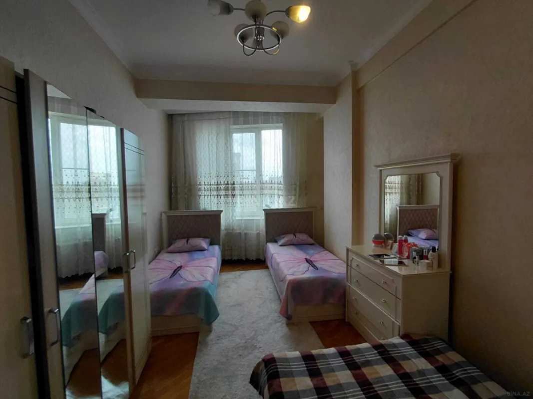 Satılır 3 otaqlı mənzil 100 m²