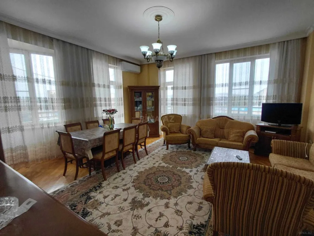 Satılır 3 otaqlı mənzil 100 m²