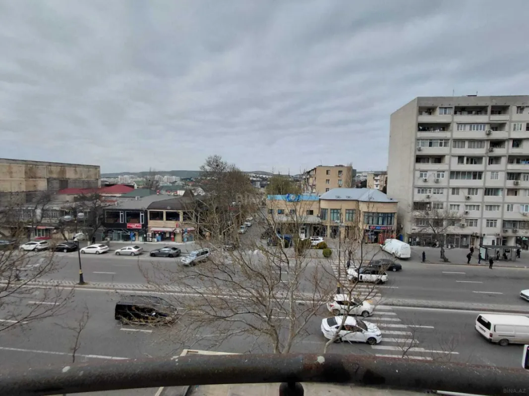 Satılır 3 otaqlı mənzil 100 m²