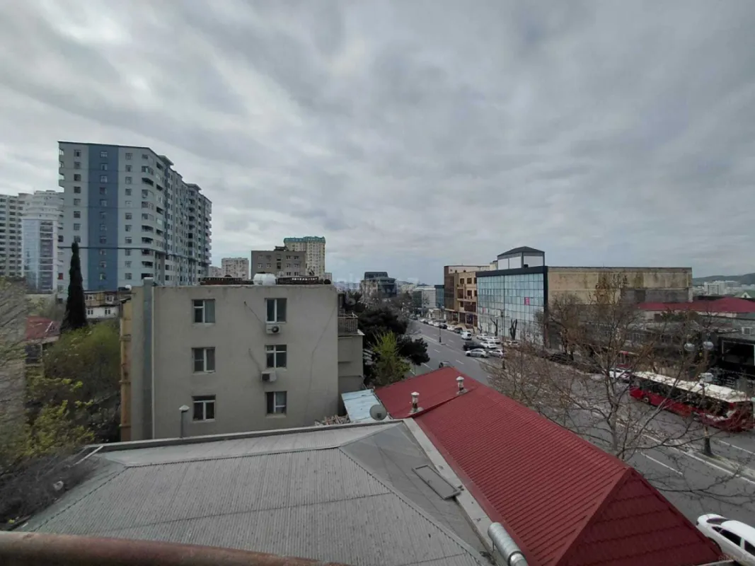 Satılır 3 otaqlı mənzil 100 m²