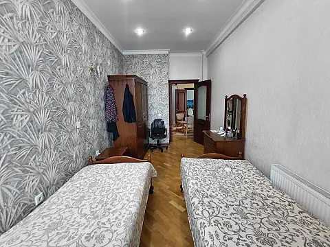 Satılır 3 otaqlı mənzil 100 m²