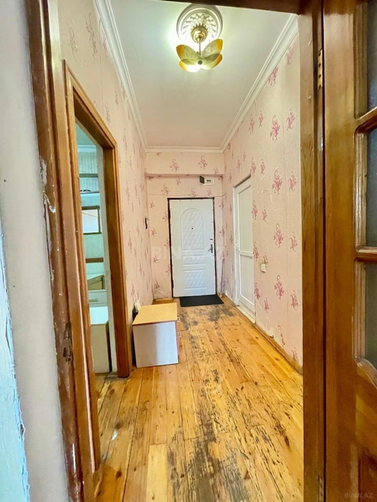 Satılır 2 otaqlı mənzil 70 m²