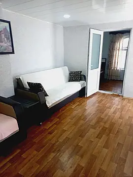 Kirayə verilir 2 otaqlı həyət evi 85 m²