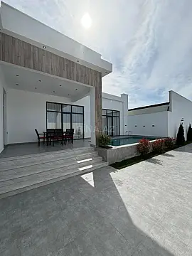Satılır 4 otaqlı həyət evi 150 m²