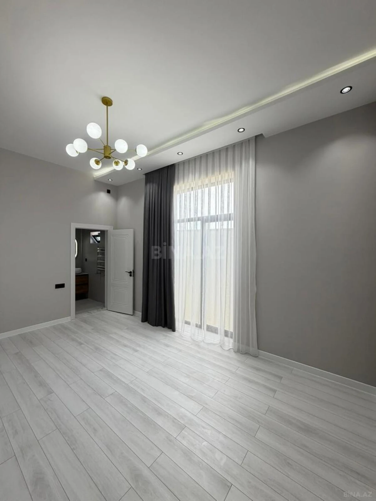 Satılır 4 otaqlı həyət evi 150 m²