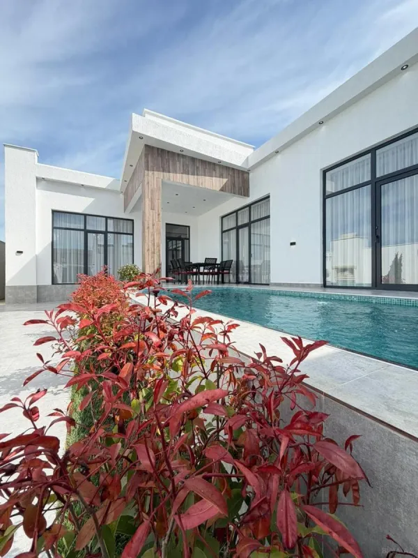 Satılır 4 otaqlı həyət evi 150 m²