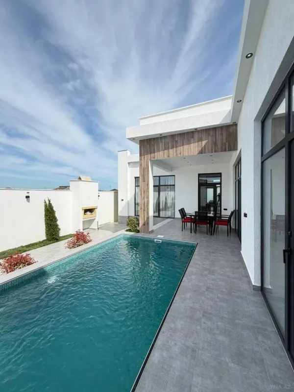 Satılır 4 otaqlı həyət evi 150 m²