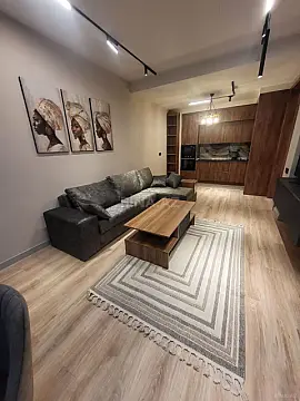 Kirayə verilir 2 otaqlı mənzil 65 m²