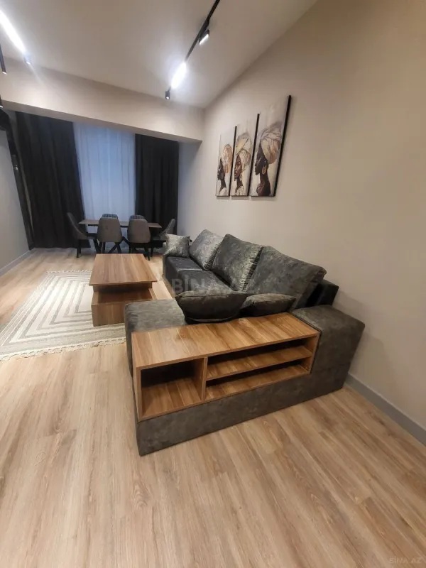 Kirayə verilir 2 otaqlı mənzil 65 m²