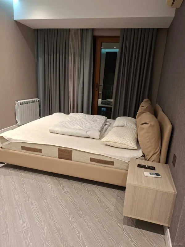 Kirayə verilir 3 otaqlı mənzil 125 m²