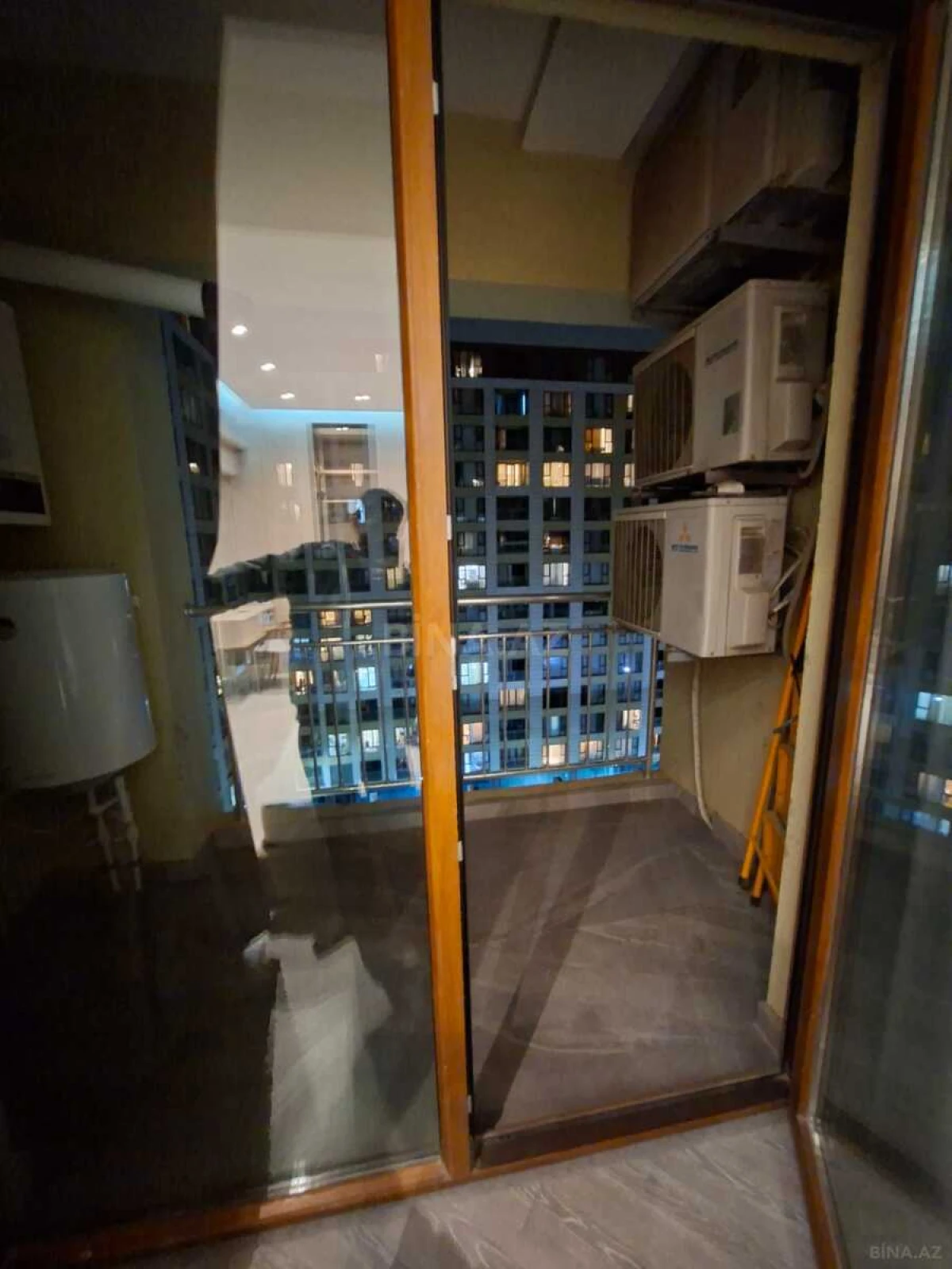 Kirayə verilir 3 otaqlı mənzil 125 m²