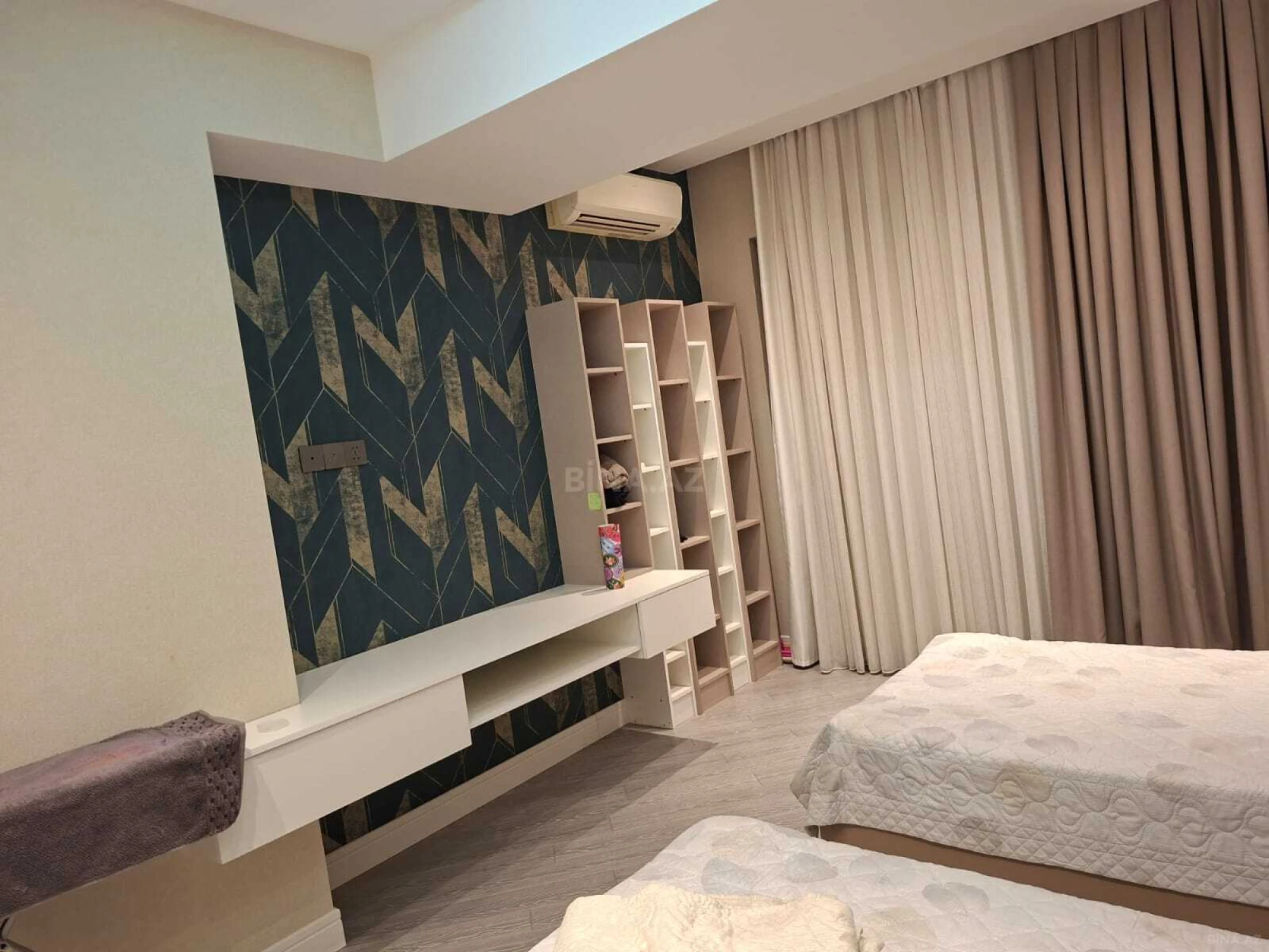 Kirayə verilir 3 otaqlı mənzil 125 m²