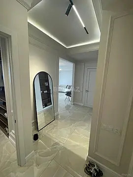 Kirayə verilir 2 otaqlı mənzil 80 m²