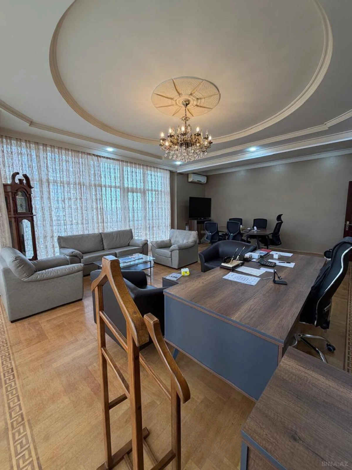 Kirayə verilir 5 otaqlı ofis 250 m²