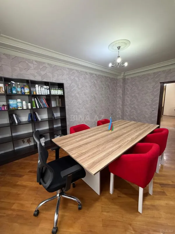 Kirayə verilir 5 otaqlı ofis 250 m²