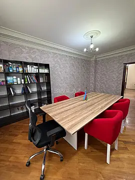 Kirayə verilir 5 otaqlı ofis 250 m²